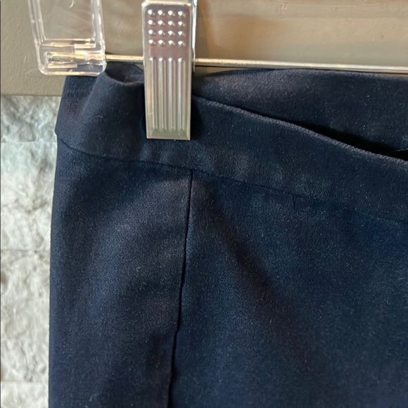 Banana Republic Navy cropped pants size zipper size 4 - Picture 3 of 10